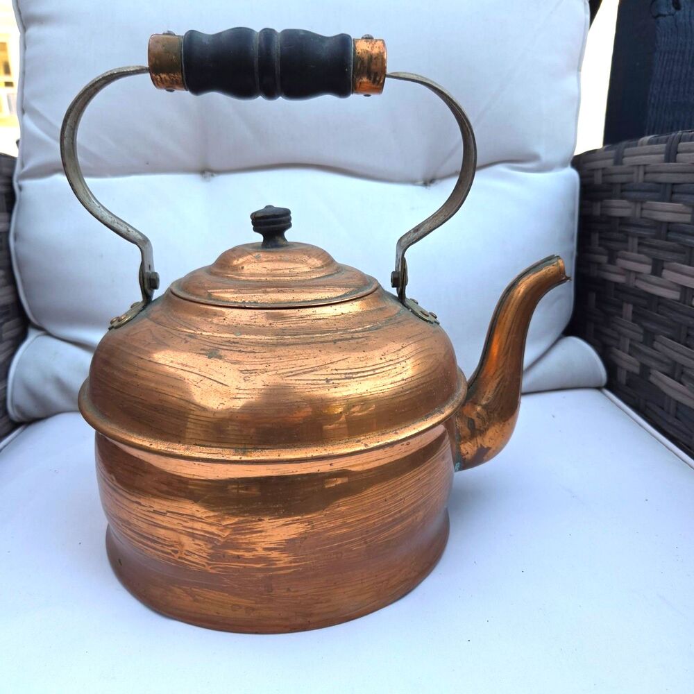 Vintage Copper Gooseneck Tea Kettle Footed Wood Handle Farmhouse Decor 12” tall